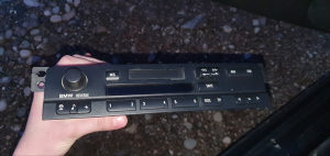 BMW e46 fabricki radio kasetofon