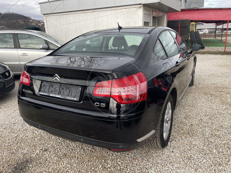 Citroen C5
2,0 Hdi 103kw 2010