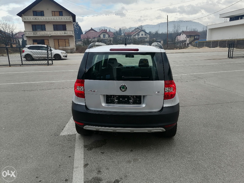 Škoda Yeti 2.0TDI 4x4 DSG 2012 god.103kw
