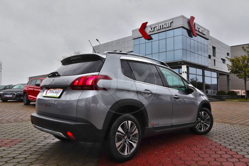 Peugeot 2008 1.5 HDI Tiptronik FELINE SPORT FACELIFT