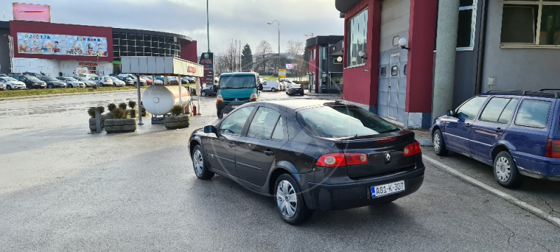 Renault Laguna 2006 god. 1.9 dci MOGUCA ZAMJENA