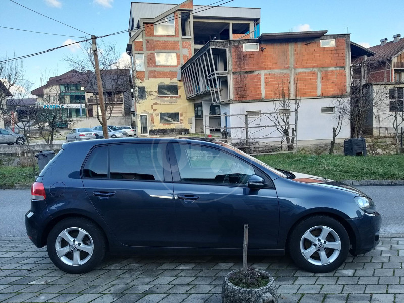 Volkswagen Golf 6 1.6 TDI Bluemotion