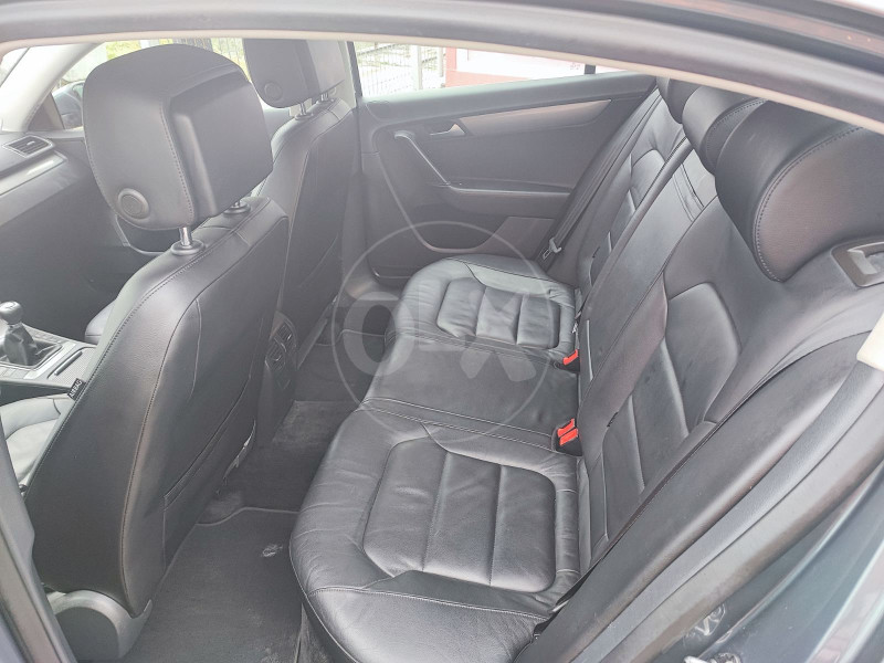 VW PASSAT 7 2.0 TDI 2011 GODINA