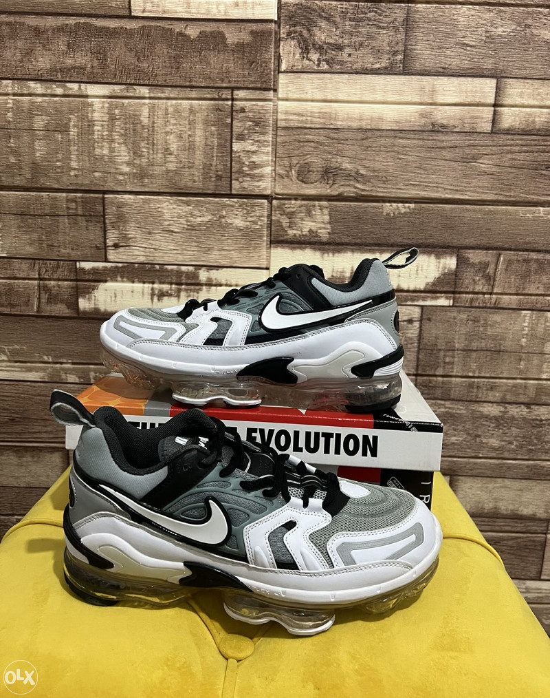 olx vapormax