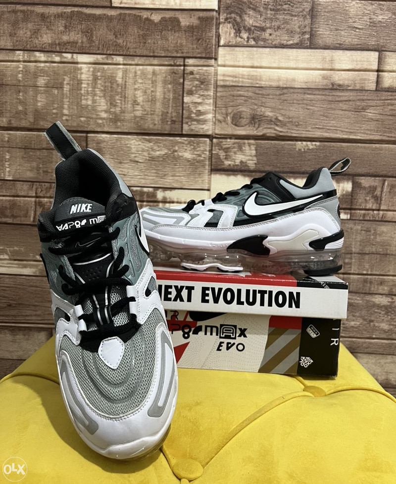 olx vapormax