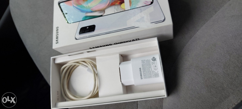 Samsung A71