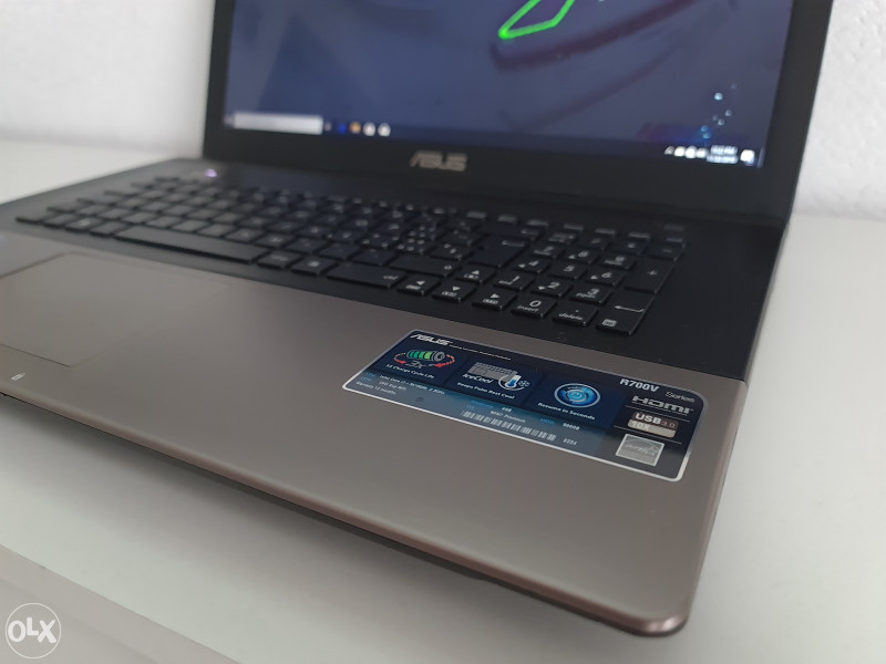 Gaming laptop ASUS i7 16GB RAM 17.3" SSD 2GB graf
