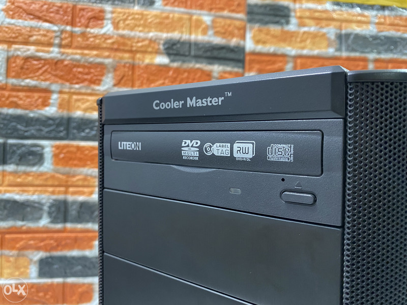 Gaming Racunar i7-860 , 16GB/500GB SSD , RX 8GB Graf