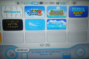 Igrice za Nintendo Wii na stiku preko 40 igara

Konzola