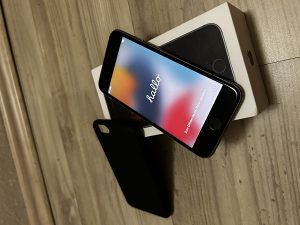 iPhone 6s (Mobiteli,Telefoni) NOVO!
