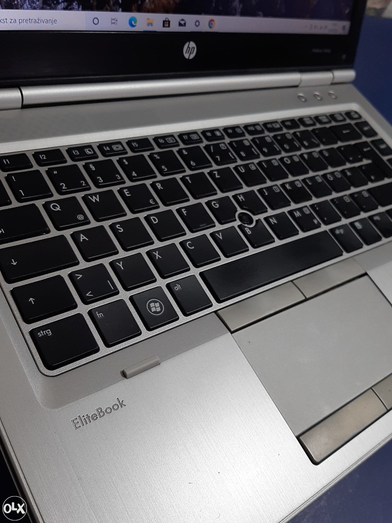 Laptop HP EliteBook 8460p 14'' / i3-2370M / 6GB RAM