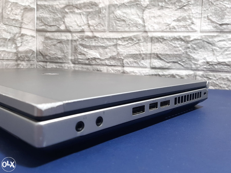 Laptop HP EliteBook 8460p 14'' / i3-2370M / 6GB RAM