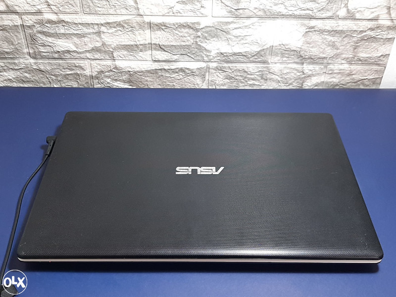 Laptop ASUS x551M N2830 2.16GHz/4GB/320GB