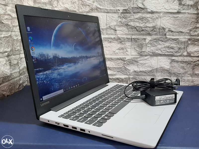 Laptop Lenovo i3-7020/8GB DDR4/256GB/2GB ATI 530