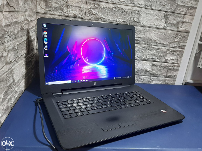 Laptop HP 17.3 A8 Quad-Core/8GB/240GB SSD/2 Graphics