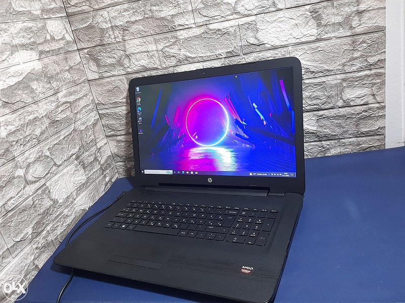 Laptop HP 17.3 A8 Quad-Core/8GB/240GB SSD/2 Graphics