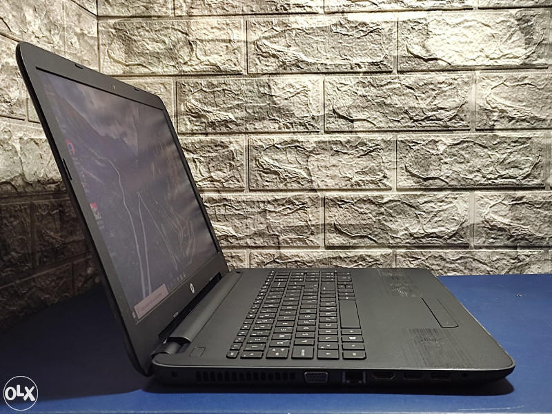 Laptop HP G5 E2-7110 Quad-Core 8GB RAM 500GB HDD