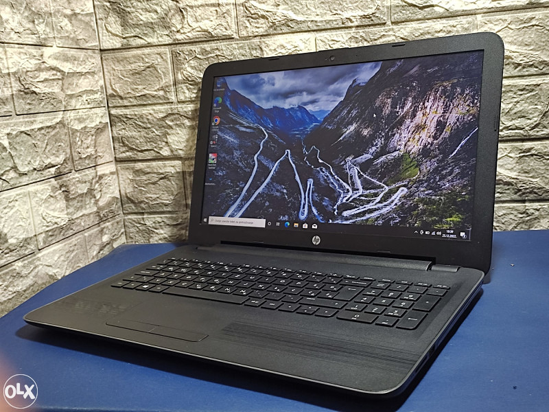 Laptop HP G5 E2-7110 Quad-Core 8GB RAM 500GB HDD