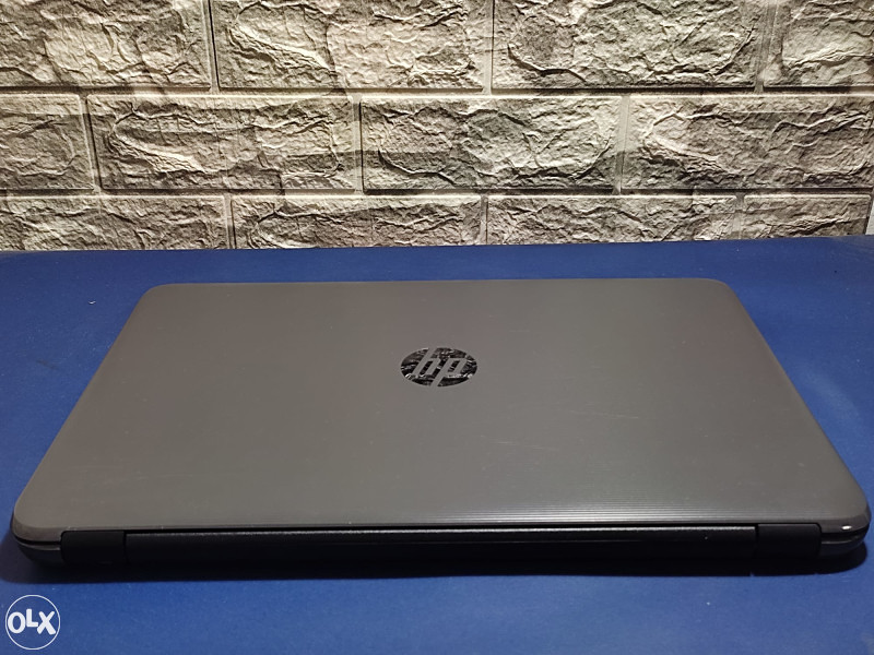 Laptop HP G5 E2-7110 Quad-Core 8GB RAM 500GB HDD