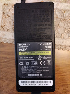 Sony 19.5V-4.7A punjač za laptop
