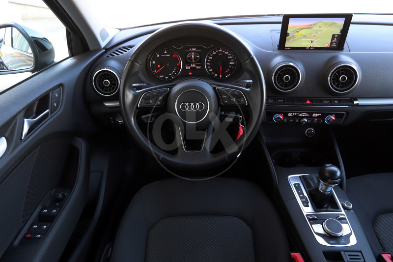 Audi A3 Limuzina 1.6TDI S-Tronic Black Edition FACELIFT