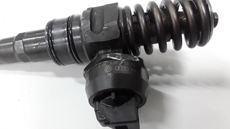 038130073BN 0414720313 DIZNA AUDI A3 8P MOD. 2003-2