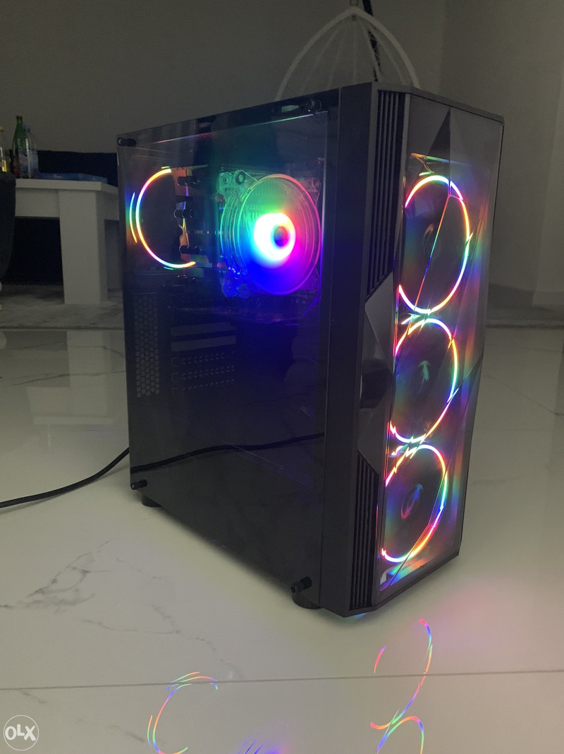 GAMING RAČUNAR i7 / 240 SSD / 16 RAM GEFORCE GRATIS