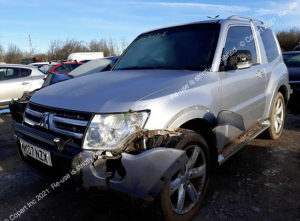 Mitsubishi Pajero 3.2 DID dijelovi motor mjenjac