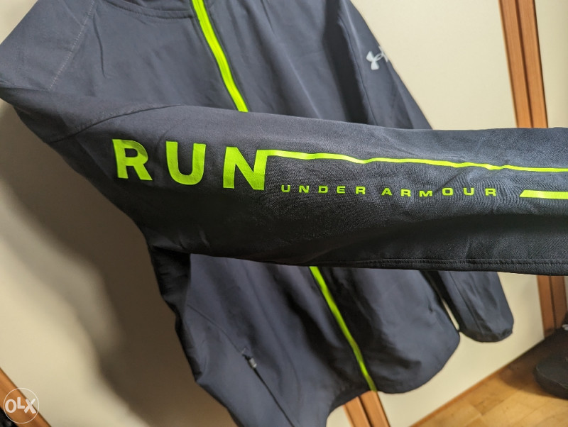 UNDER ARMOUR - jakna za trcanje S/M