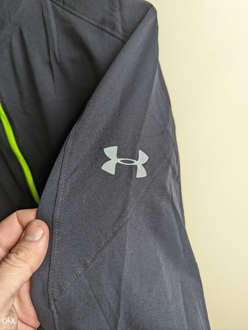 UNDER ARMOUR - jakna za trcanje S/M