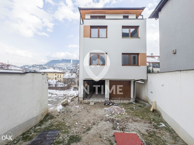 Logavina / Četverosoban stan / 120 m2 / NOVOGRADNJA