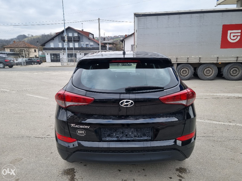 Hyundai Tucson 1.6 Benzin
