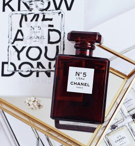 CHANEL No 5 LEAU RED