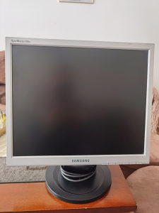 Monitor Samsung SyncMaster 720n