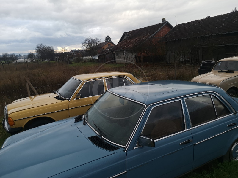Mercedes-Benz E 200 i 240.D